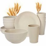 How to Choose Between Wheat Straw and Bamboo Plates